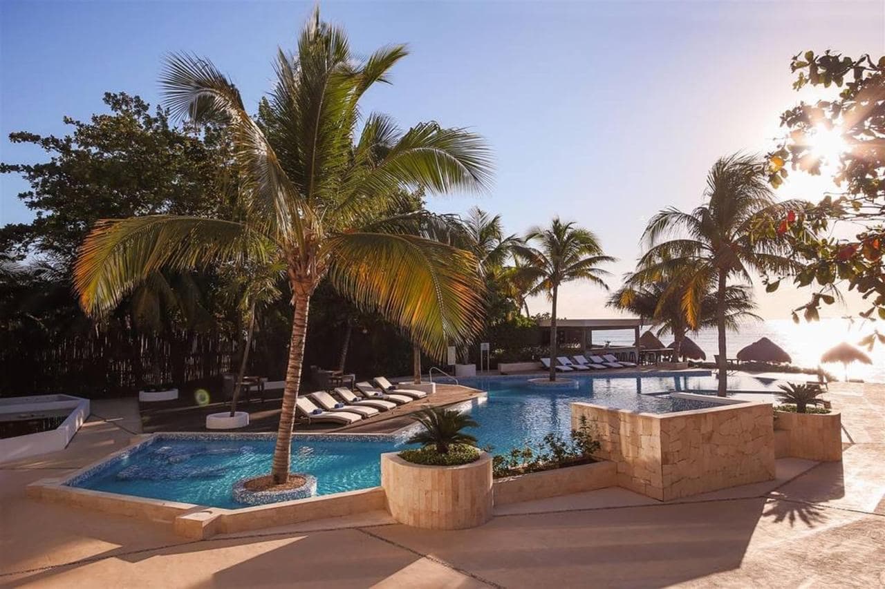 Le Rêve Boutique Beachfront Hotel — foto 1 de 5