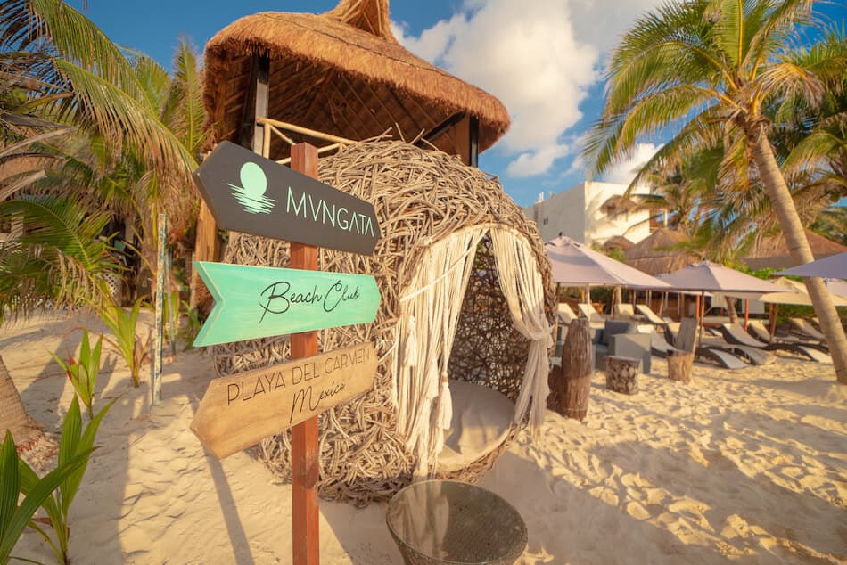 Mvngata Beach Club — foto 1 de 5