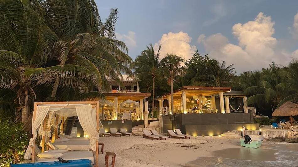 Piacere Beach Club — foto 1 de 5