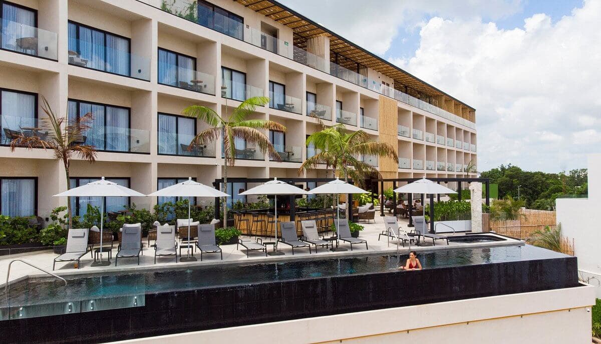 Hive Cancún — foto 1 de 5