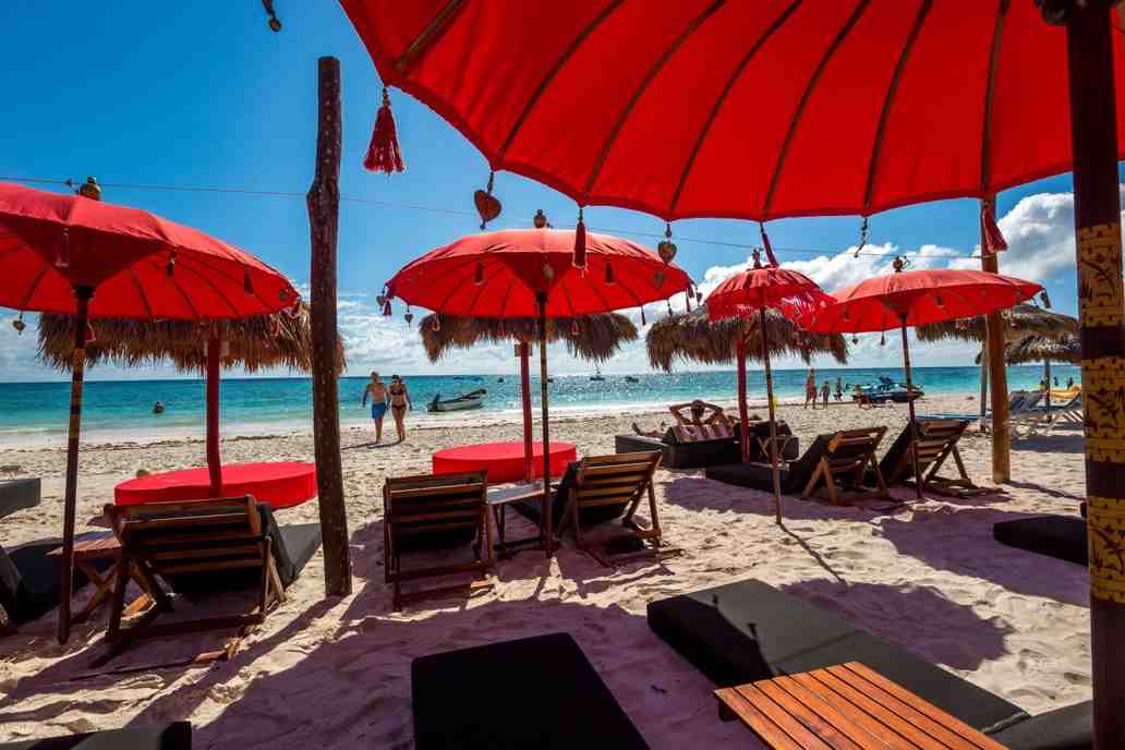 Serenity Beach Club — foto 4 de 5